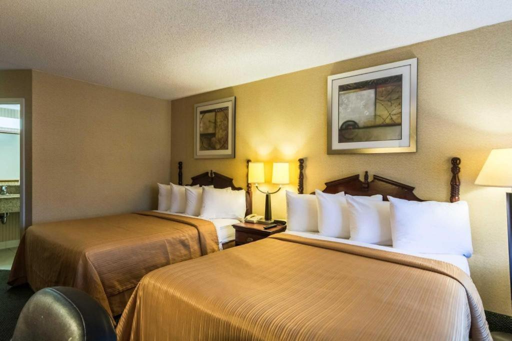 Quality Inn Манассас Экстерьер фото