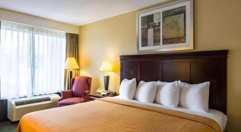 Quality Inn Манассас Экстерьер фото