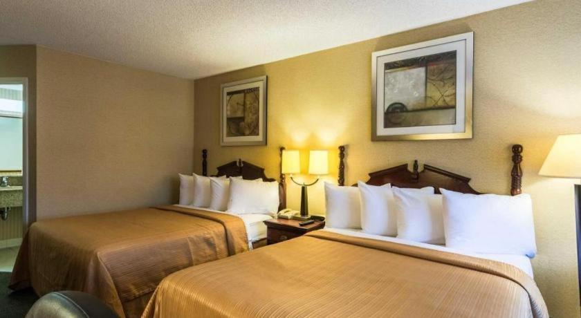 Quality Inn Манассас Экстерьер фото